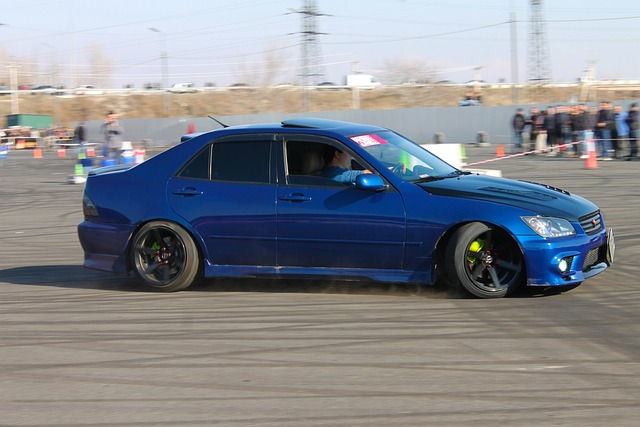 坚持还在继 坚持还在继