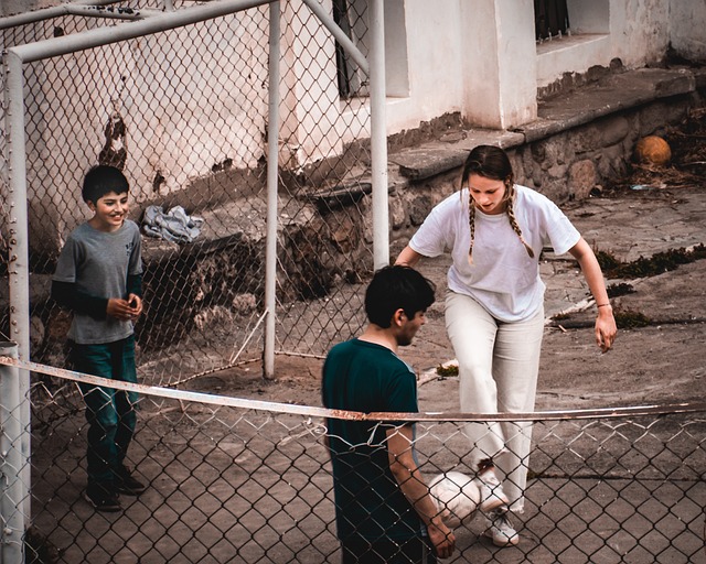 渐走出国门 渐走出国门